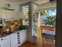 Anse des Rochers Lovely "Fruit passion" studio with sea view.