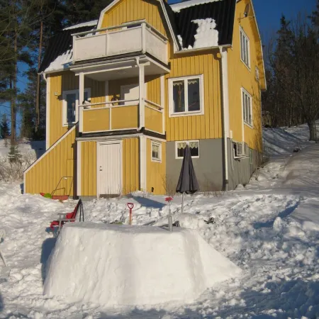Idyllic house m. Fireplace u. Sauna, lake 300 m, zw.  Baltic Sea coast and Vimmerby