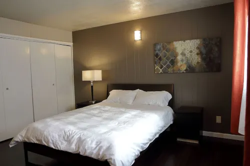 Creek and Ocean Estate - Spacious Living Space - Stay close to Nature
