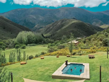 Pat Busch Mountain Reserve Отели в г. Робертсон