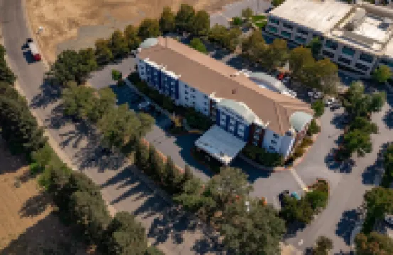 SpringHill Suites Sacramento Natomas カリフォルニア・オートモバイル・ミュージアム周辺のホテル