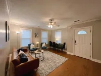 Cozy cottage just steps from the University of Memphis