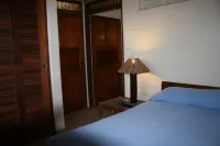 Beautiful pool, 6-min walk from beach, ocean views - VILLAS CASA LOMA - Villa 4 Hotels in 