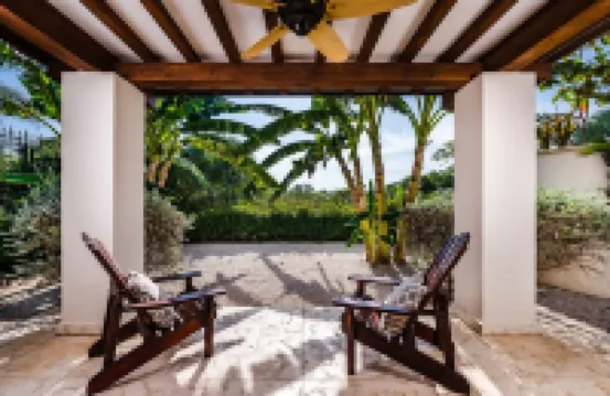 BEACHFRONT 5BR Luxury Villa "Carolina Del Mar", Memorable Sunset Views.