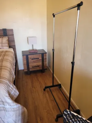 Take in the red rock views right off Highway 163 in newly built off-grid cabins! Các khách sạn gần Monument Valley