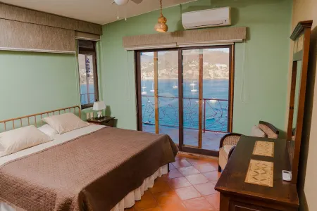 Nice vacation place to relax under the hot sun of zihuatanejo