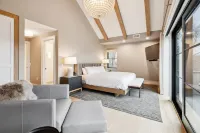 Stowe Woods / Pool, Gym, Tennis Court & BBQ