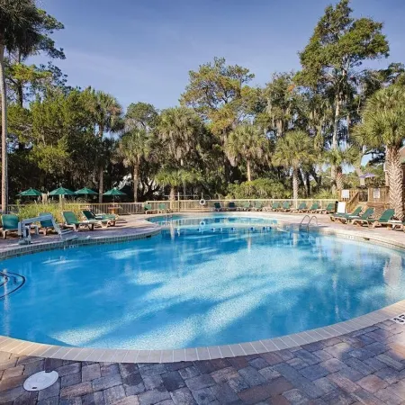 FUN Resort Studio Condo Close to Pool, Golf, Tennis, and Beach