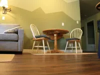 MeadowBrook Suite Deluxe 2 BDRM w/ Yard and Hot Tub Hotels in Squamish