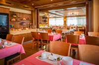 Hotel Heilquelle-Leukerbad-Therme 로이커바드 호텔