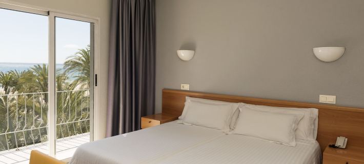 Hotel El Palmeral Ξενοδοχεία στην πόλη Μπενιντόρμ