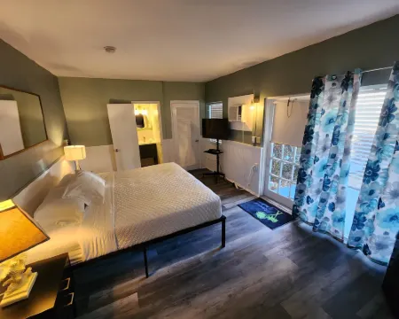 Breezy Palms Resort Hotels in Islamorada