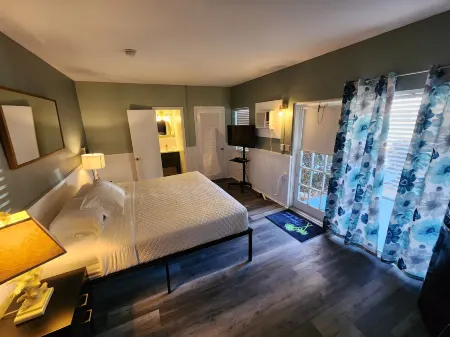 Breezy Palms Resort Отели в г. Layton