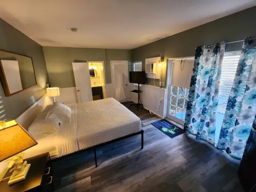 Breezy Palms Resort Hotels in Layton