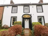 Cedars Hotels in Bolton