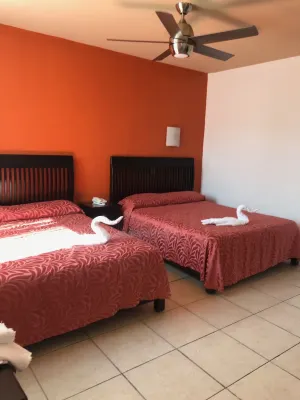 Hotel Avenida فنادق في Campeche