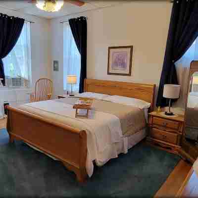 Inn at the Agora Rooms