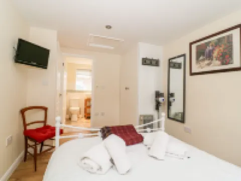Wee Woody Hotels in Cottingham