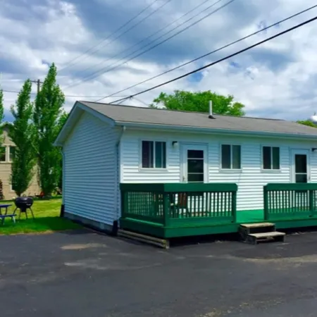 Blue Spruce Motel