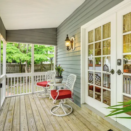 Walk to Waterfront Downtown Elizabeth City Home!