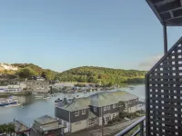 Harbour View Apartment - Pet friendly