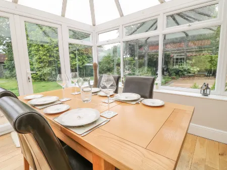 Millcott Отели в г. Скопвик