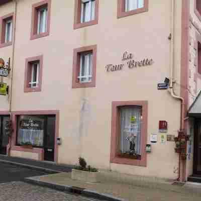Logis Hôtel de la Tour Brette Hotel Exterior