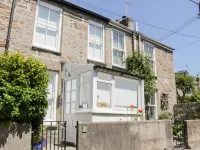 Calac Cottage Hotels in Mousehole