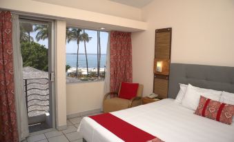 La Concha Beach Hotel & Club