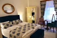 Pension Babenberger Отели в г. 