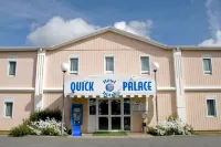 Quick Palace Vannes فنادق في Ambon