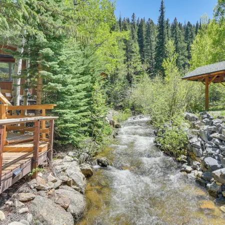 Cabin on Clear Creek A Hobbits Retreat!