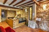 Fonda la Grancha Hotels in Valderrobres