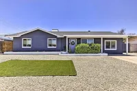 3 Mi to ASU! Snowbird Poolside Escape in Tempe - Holiday bungalows