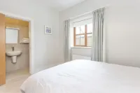 Garryvoe Beach Homes - spa