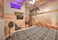 Walk to Waterfront Dtwn Sturgeon Bay Retreat! - Beach