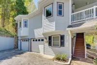 Lake-View Condo with Covered Deck in Hiawassee! - Wifi
