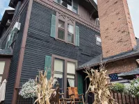 Brae Loch Inn Hotels in Madison County