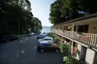 The Juliana Resort - parking