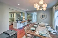 Walk to Lake & Downtown: Hot Tub and Game Room - 3-Star