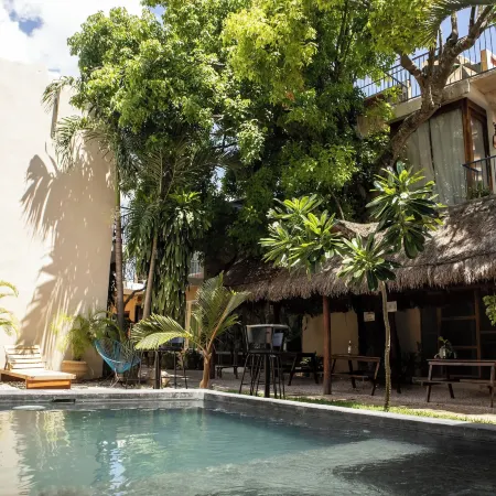 Hostal Tunich Naj & Hotel
