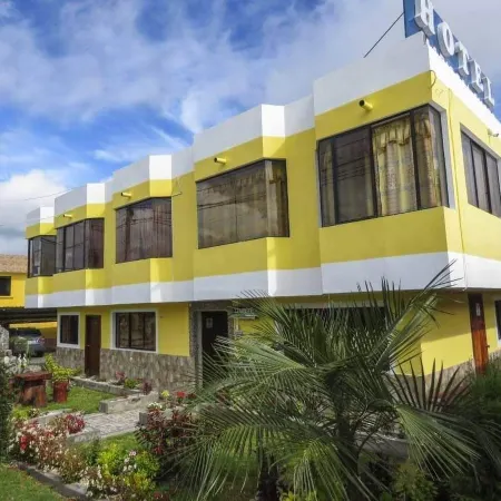 Hostal Mariscal Sucre Отели рядом с Аэропорт Марискаль Сукре
