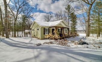 Fish, Hike and Hunt Lakeside Newaygo Cottage