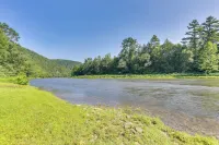 Pet-Friendly Hancock Home on the Delaware River! - Pet friendly