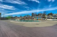 Dock, Boat Slip & View: Lakefront Tan-Tar-a Home! - Spa