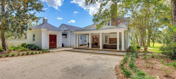 Luxe Fairhope Home w/ Covered Patio: Walk to Bay Hotels in Baldwin County