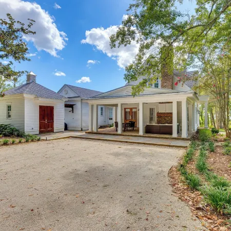 Luxe Fairhope Home w/ Covered Patio: Walk to Bay