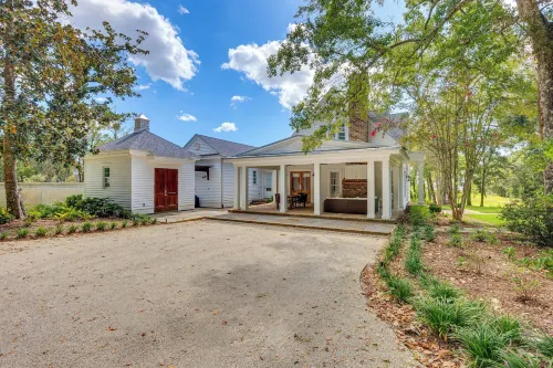 Luxe Fairhope Home w/ Covered Patio: Walk to Bay - spa