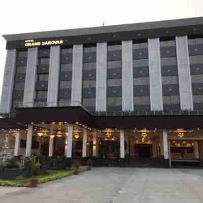 Hotel Grand Sarowar and Shakuntal Lawns Hotel Exterior
