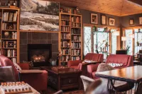 Steamboat Inn - Parking